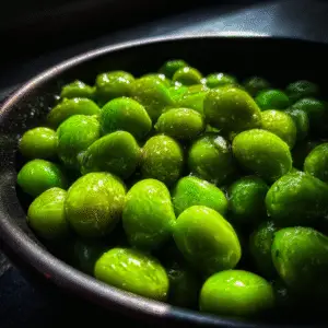 Garlic Butter Sautéed Green Peas