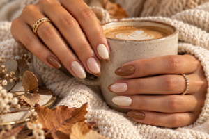 Caramel latte and cream nail design for late summer and early fall